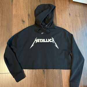 Black Metallica Cropped Hoodie